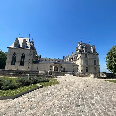 F3 Confort Proche Chateau-cdg-paris